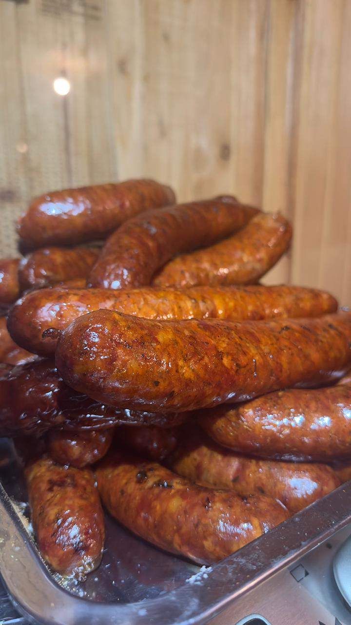 Longanizas ahumadas apiladas